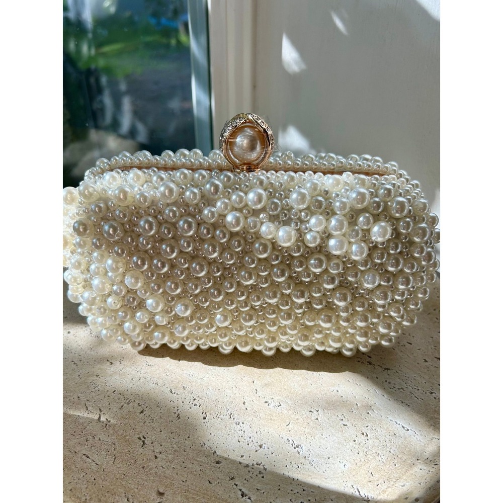 Candlelight Pearl Clutch